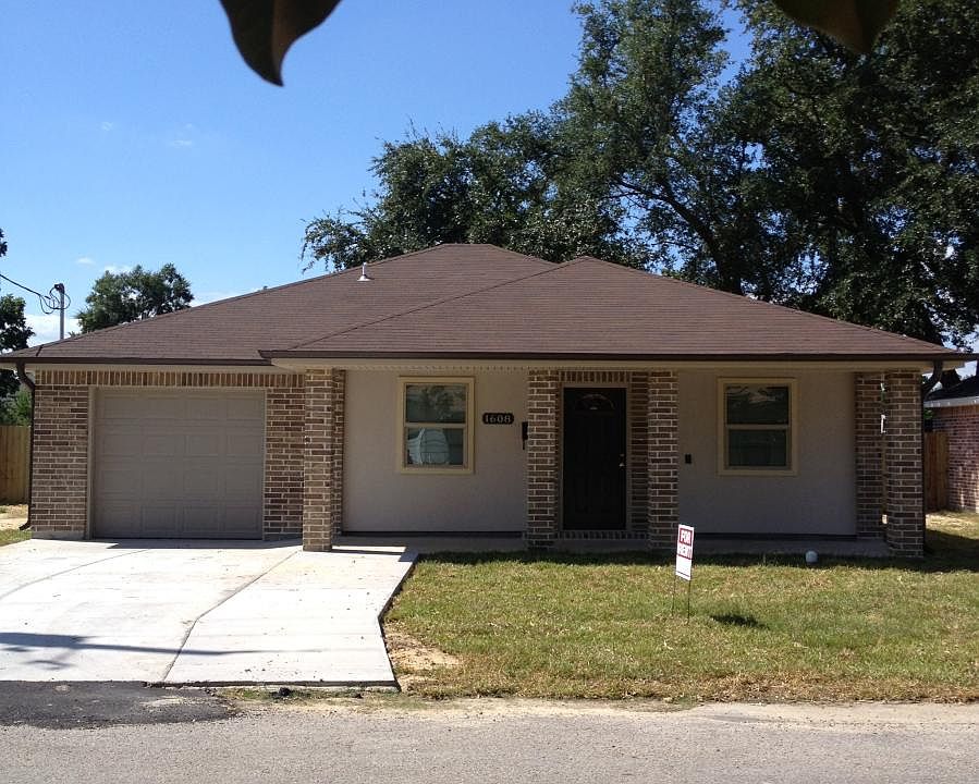 1st image of 1608 Avenue B