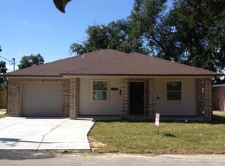 1608 Avenue B, Nederland, TX 77627