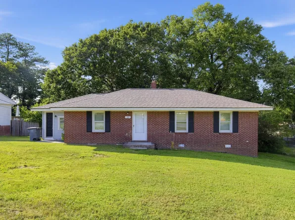 9 Delores St, Greenville, SC 29605