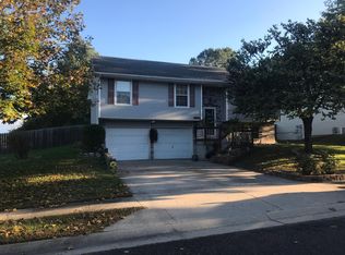 915 Wingham Dr, Columbia, MO 65202