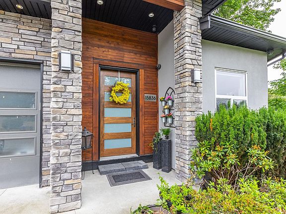 3rd image of 15836 105a Ave