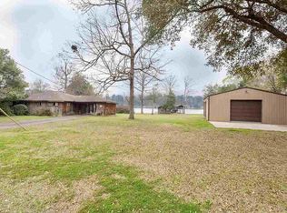 818 Sherwood Forest Dr, Woodville, TX 75979