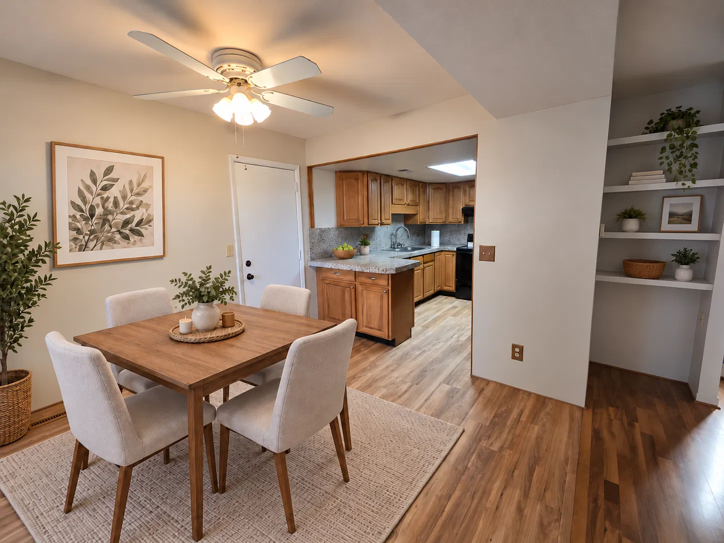 2 bed, 2.5 bath, 1500 sqft, $2,200 — Photo 2
