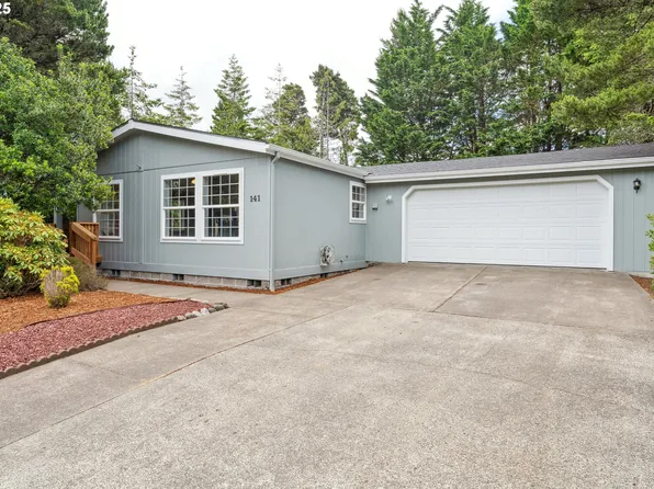 141 43rd Way, Florence, OR 97439