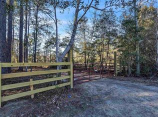 2173 Garcon Point Rd, Milton, FL 32583