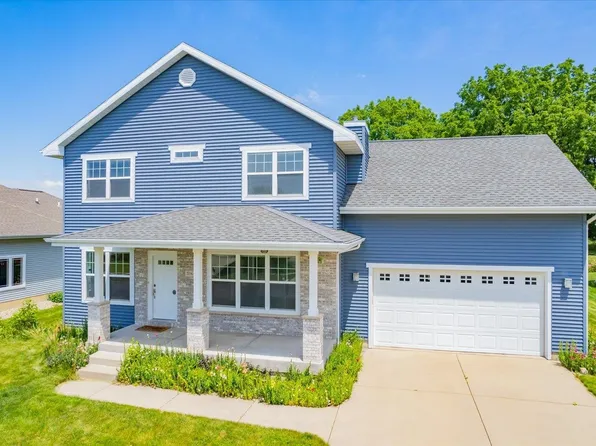 5166 Buttonbush Cir, Fitchburg, WI 53711