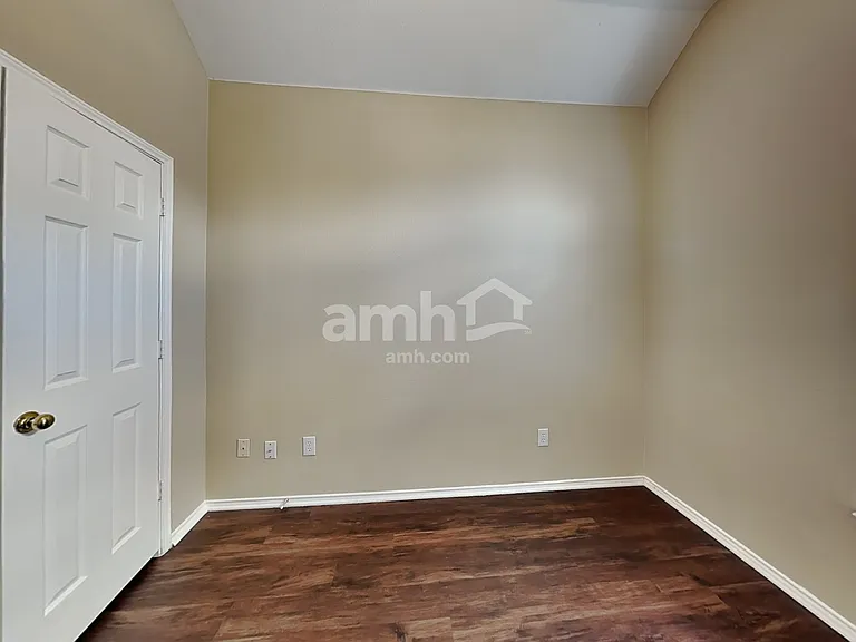 881 N Old Orchard Ln — Photo 17