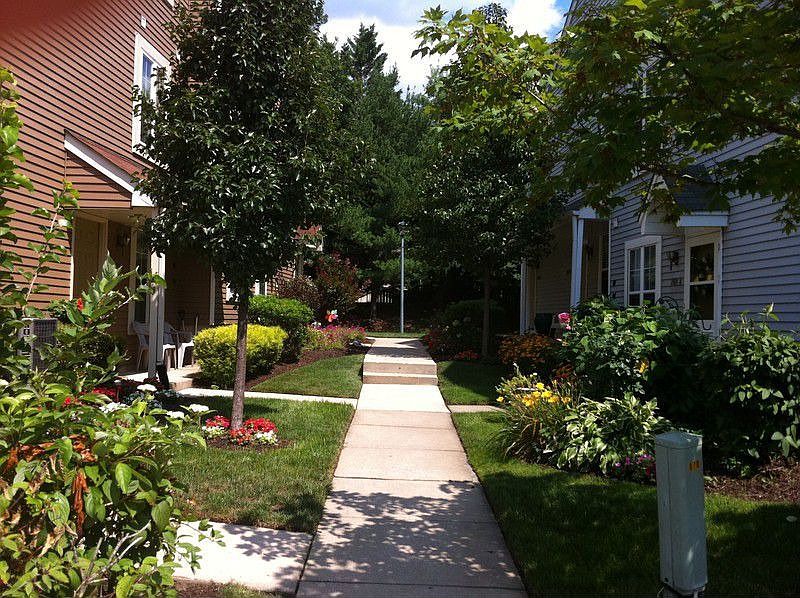 Walkway to home