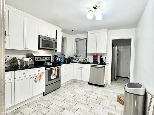 (undisclosed Address), Brookline, MA 02446