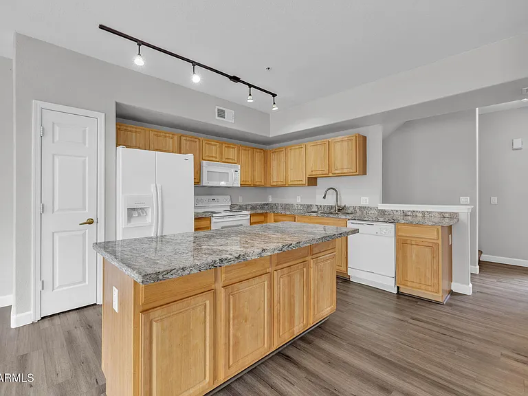 18250 N Cave Creek Rd #108 — Photo 15
