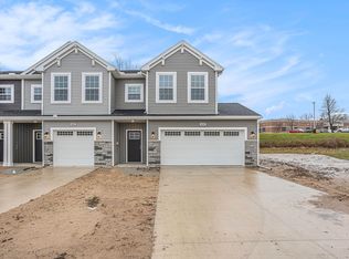 1311 Trailview Dr, Greenville, MI 48838