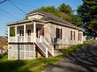 607 A St, Staunton, VA 24401