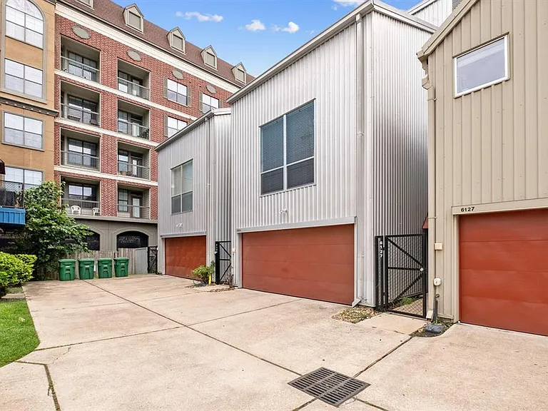 6125 Gehring St — Photo 10