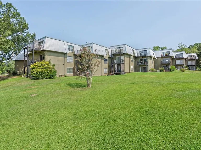 119 Riverbend Dr #119 — Photo 18