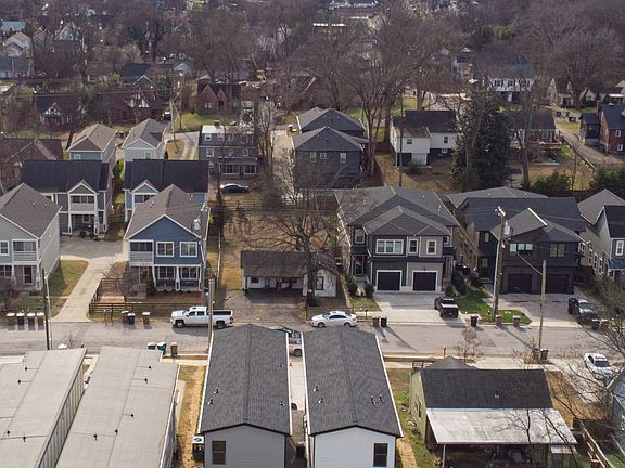 4th image of 903B Delmas Ave