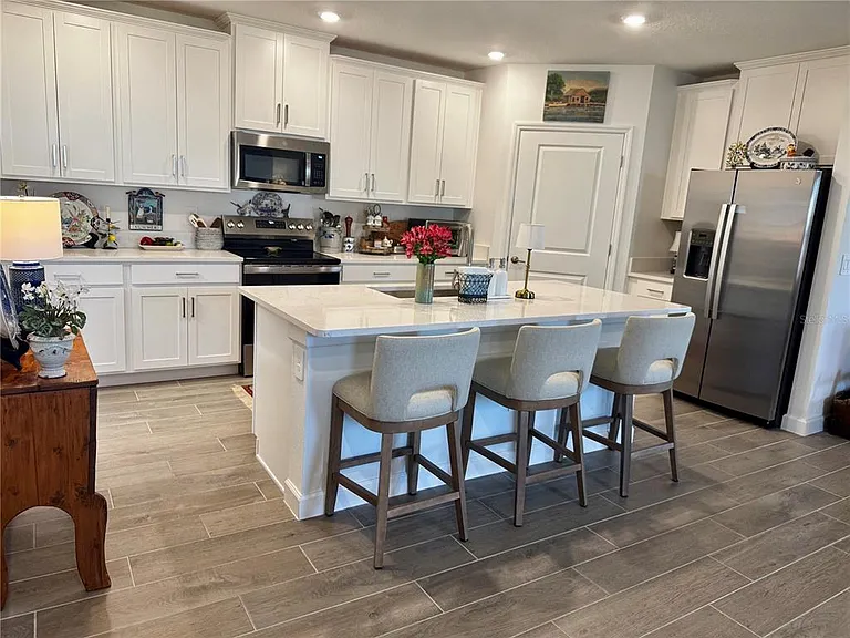 32040 Griffin Sands Ln — Photo 10