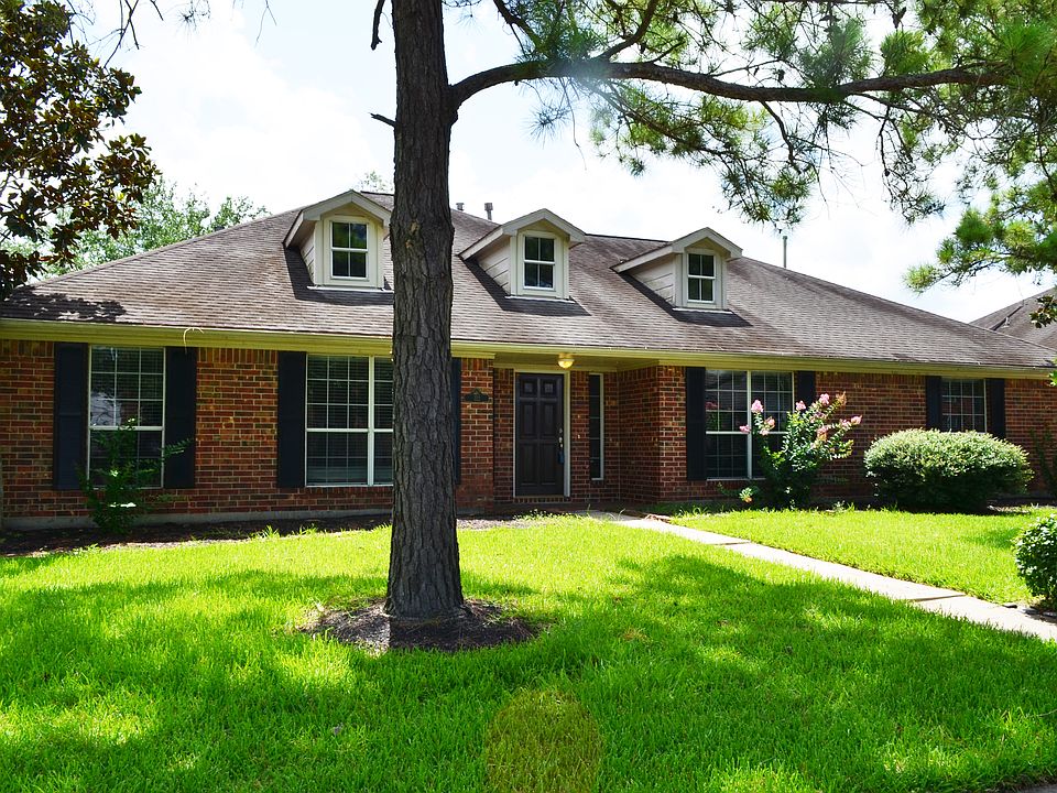 1st image of 112 Clear Creek Meadows Dr