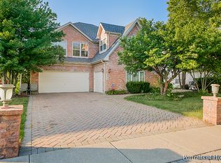 806 Barclay Dr, Bolingbrook, IL 60440