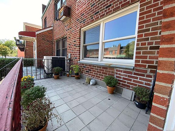 5th image of 25-14 81st St E