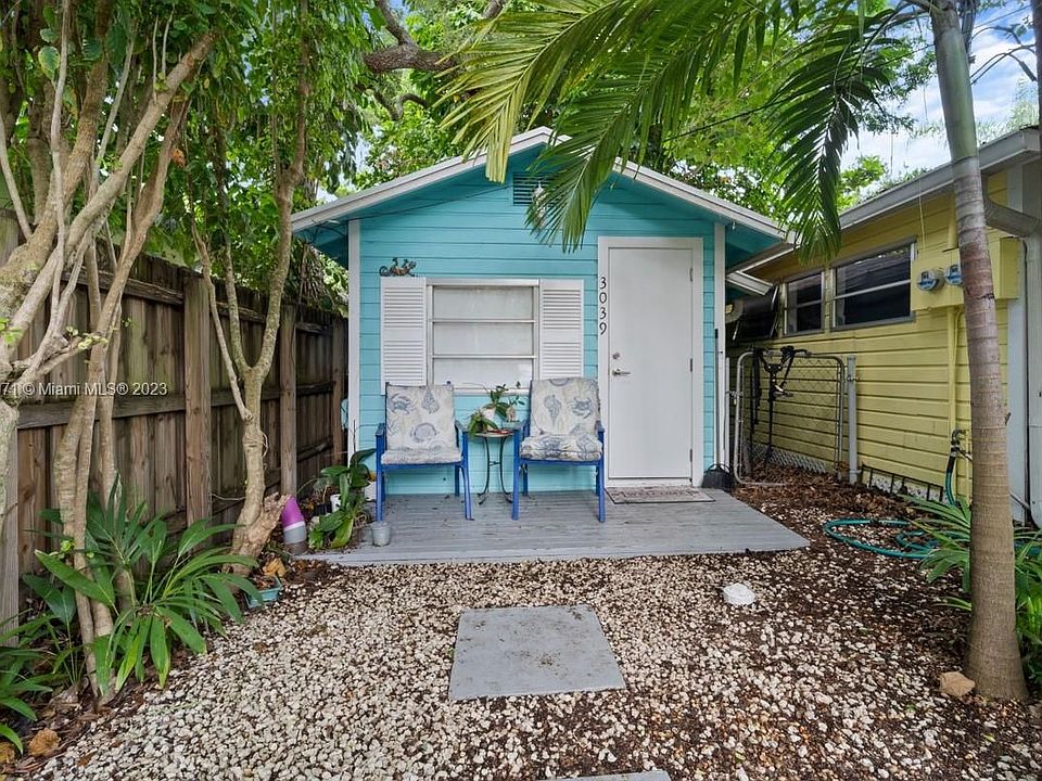 1st image of 3039 Calusa St