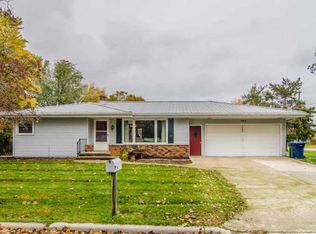 302 Nancy St, Wrightstown, WI 54180