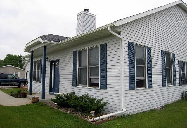 2nd image of 149 Wildwood Ct