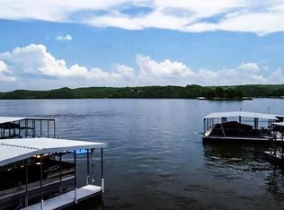 1508 Red Fox Rd, Climax Springs, MO 65324