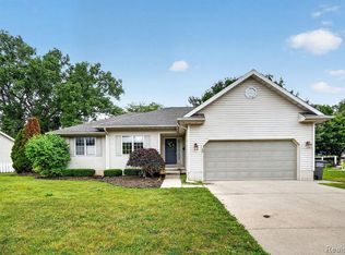 208 Carney Dr, Dundee, MI 48131