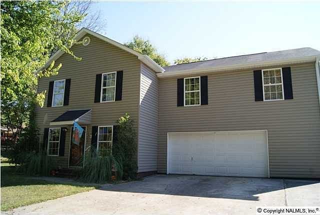 1st image of 13023 Coys Dr SE