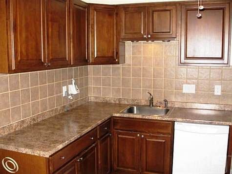 Kitchen 2.jpg