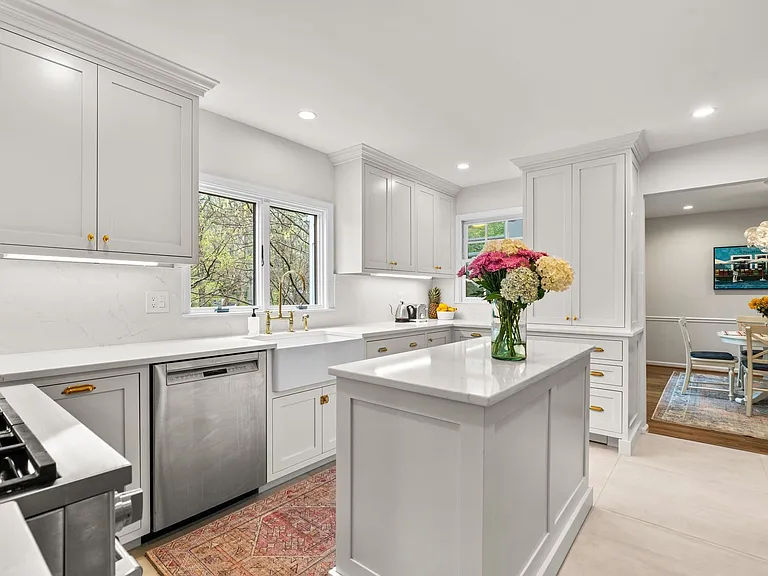 6309 Avalon Dr — Photo 10