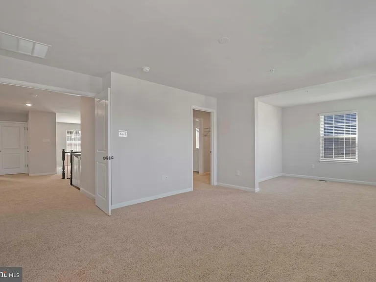5713 Haller Pl — Photo 23