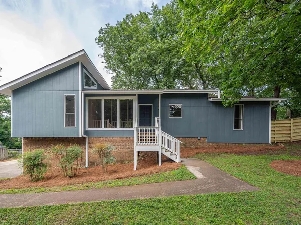 132 Portsouth Ln, Alabaster, AL 35007