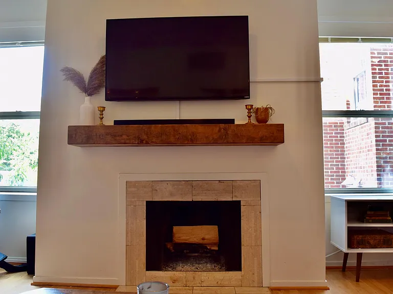 1341 E Capitol St SE #201 — Photo 3