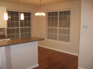 1004 N Riverside Dr, Fort Worth, TX 76111