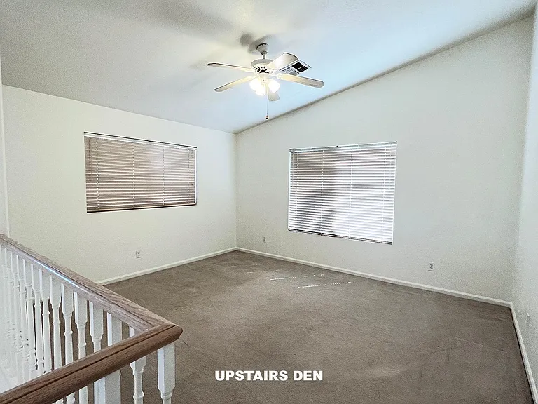 4851 W Oakland St — Photo 9