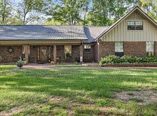 947 Lindsey Rd, Morton, MS 39117