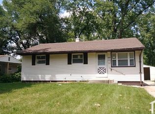 127 Dundee Cir, Saint Louis, MO 63137