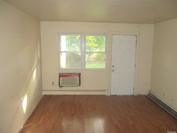 2nd image of 1B Hemlock Dr APT 143