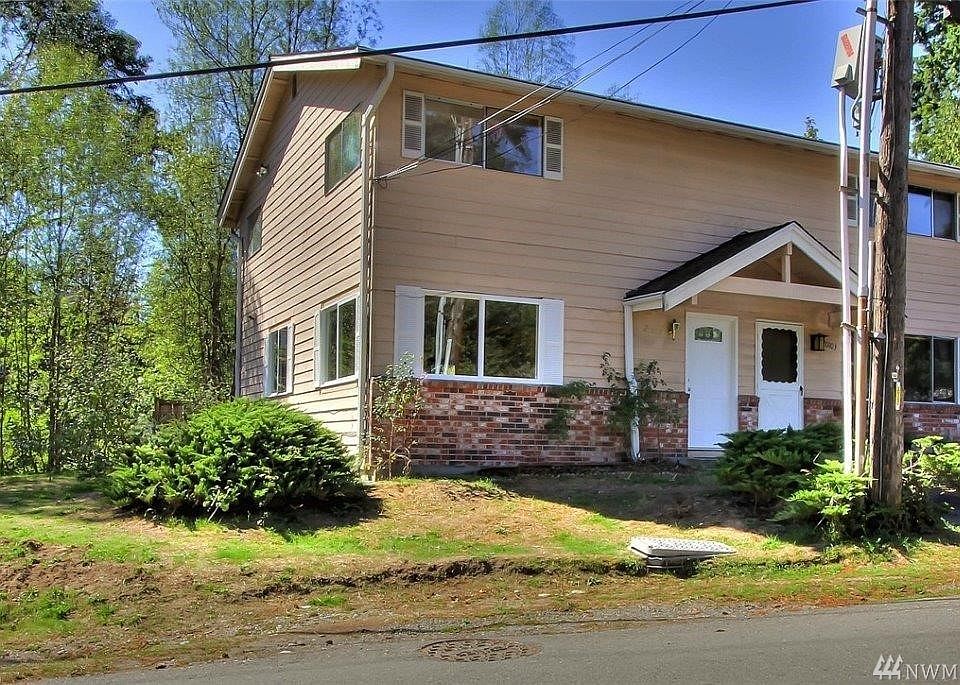 1st image of 20101 14th Ave NE #101