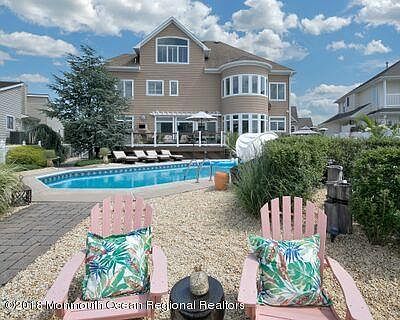 5th image of 3272 Churchill Dr