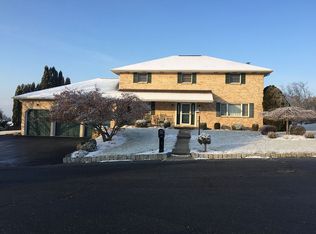 3315 Valley View Dr, Bethlehem, PA 18020