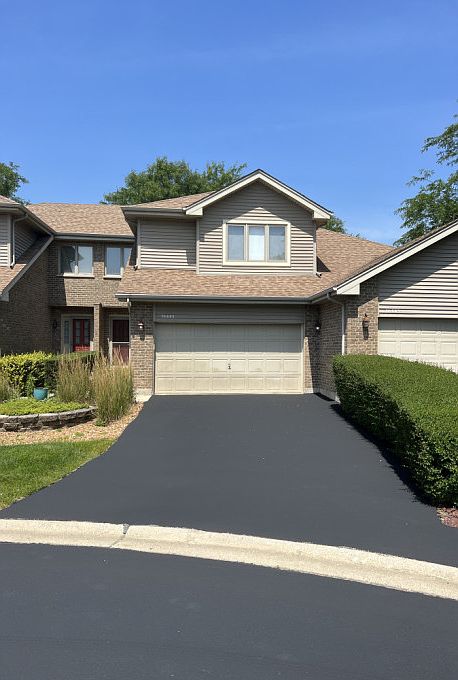 1st image of 16445 Nottingham Ct