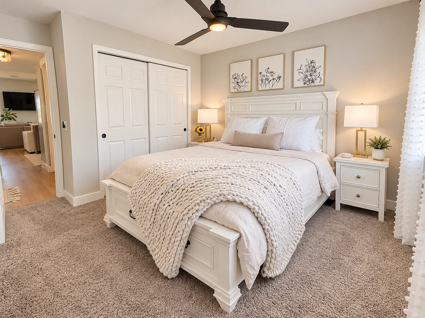 2 bed, 1100 sqft, $3,100 — Photo 2