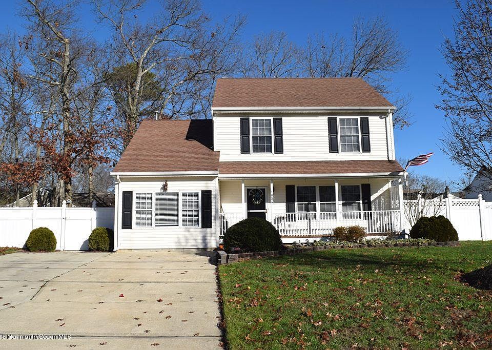 1st image of 1054 Clearwater Ave