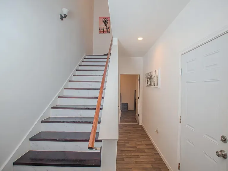 3112 Clay St — Photo 11