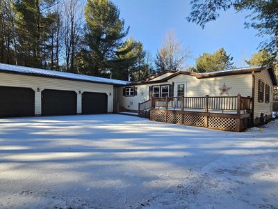 W5868 Lake Dr, Shawano, WI, 54166