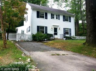 6210 Redwing Ct, Bethesda, MD 20817