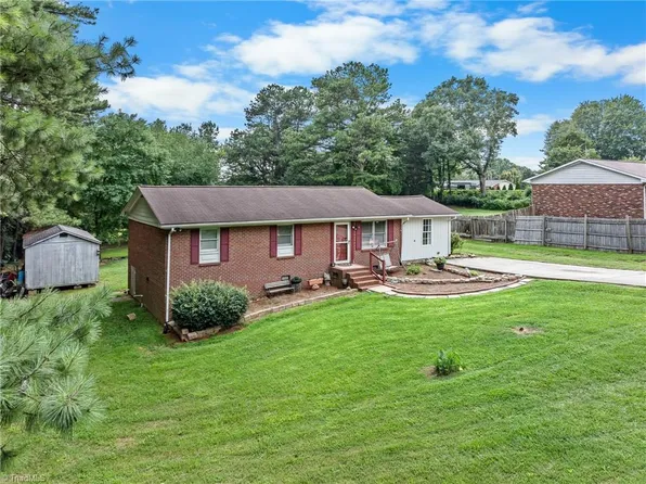1493 Hartman Rd, Lexington, NC 27295