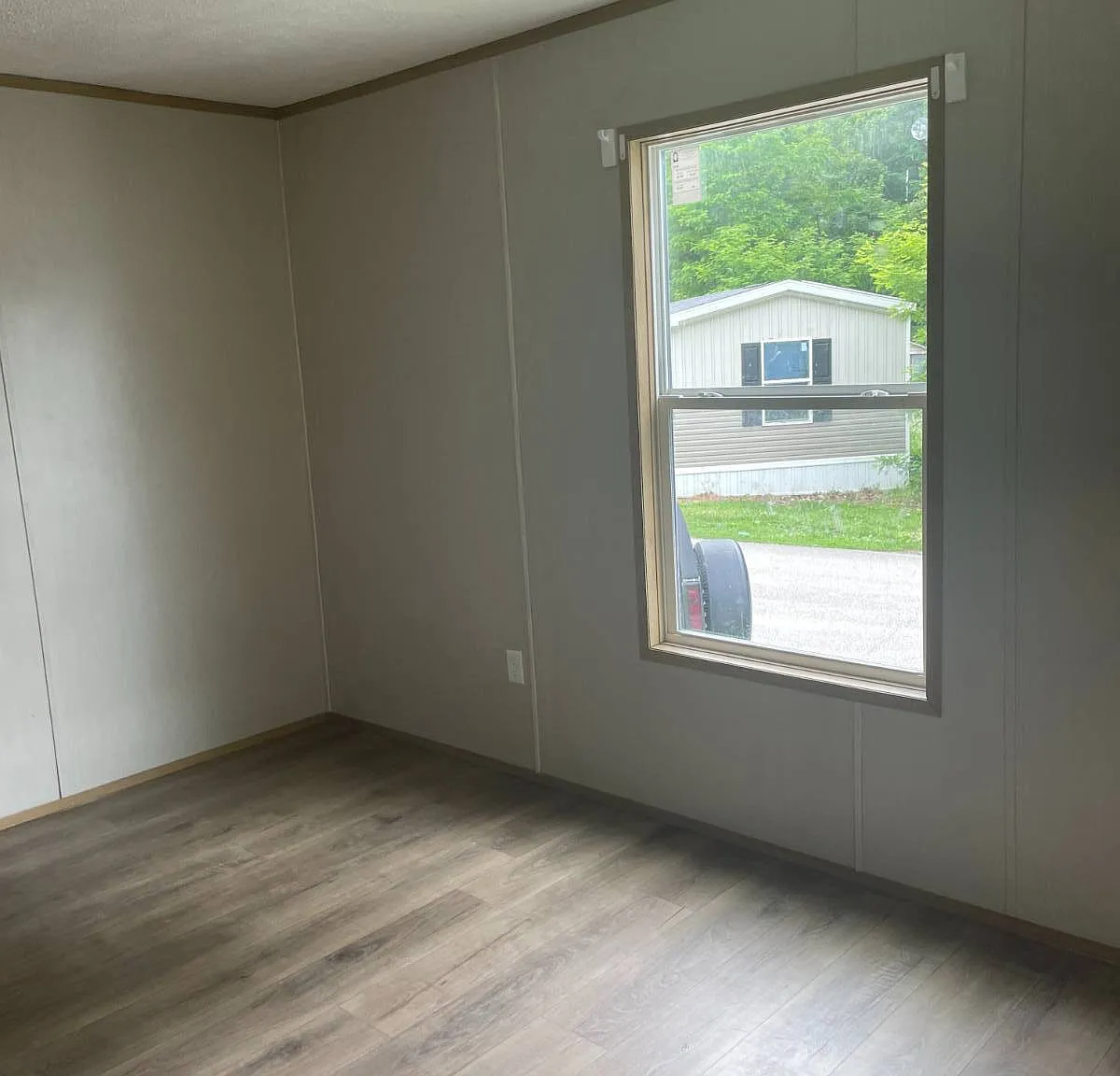 3 bed, 2.0 bath, 1012 sqft, $1,050 — Photo 4